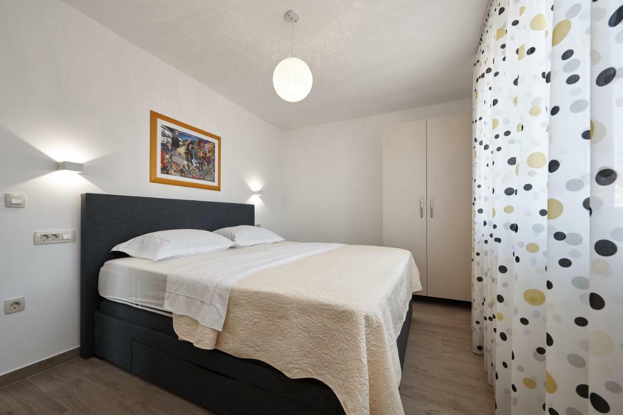 Sunny Side Apartment Trogir Luaran gambar