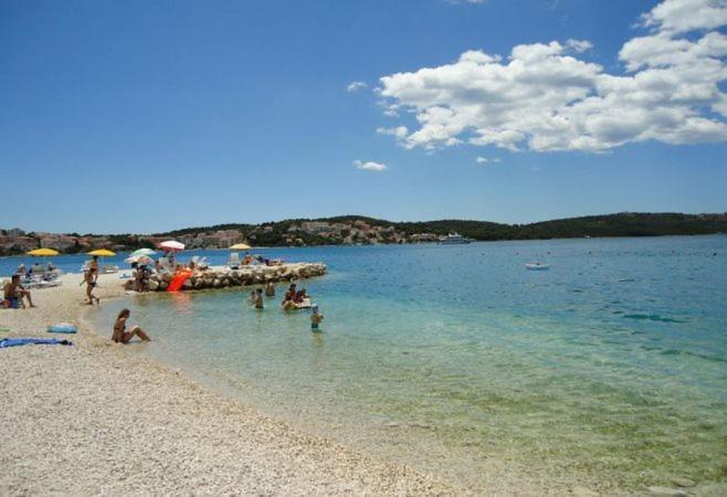 Sunny Side Apartment Trogir Luaran gambar